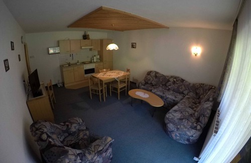 Tannheim Apartamento | Lohmoos - casa de huéspedes Reichle
