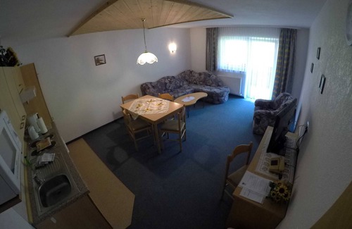 Tannheim Apartamento | Lohmoos - casa de huéspedes Reichle