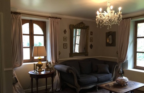Chaumont-sur-Tharonne Cabaña | Loire Valley Charming Cottage 10 min from Federal Equestrian Park