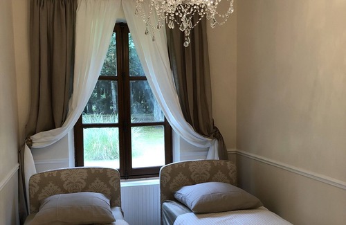 Chaumont-sur-Tharonne Cabaña | Loire Valley Charming Cottage 10 min from Federal Equestrian Park