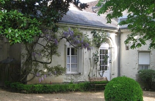 Blere Casa | Loire Valley Unique room ,independent studio near Amboise and Chenonceau