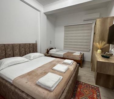 Gjirokaster Hotel | Lola's Rooms