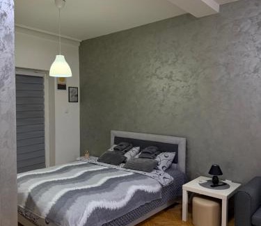 Kraljevo Apartamento | Loli apartman