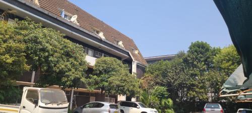Harare Apartamento | Lolo's 1bed Apt-Best location-2Balconies