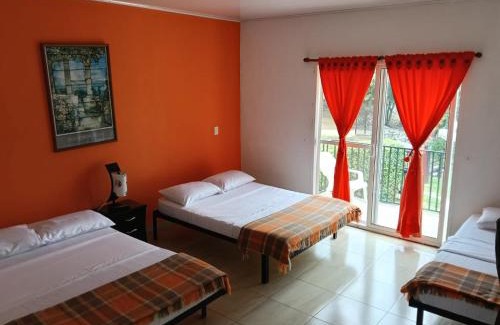 La Mesa Cama Y Desayuno | LOMA LINDA Hotel de Naturaleza