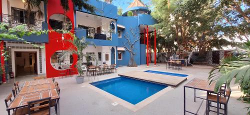 Ouakam Casa | Loman Art