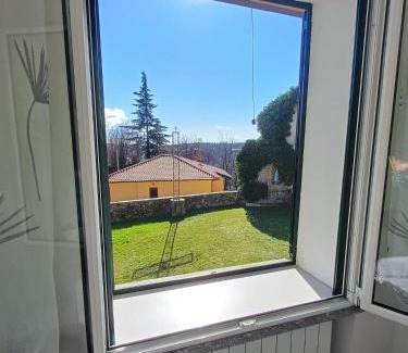 Lonate Ceppino Apartamento | LONATE SUITE