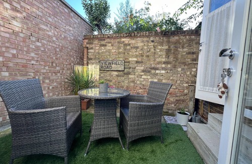 East Putney Apartamento | London-apartment-sleeps2-privateentrance