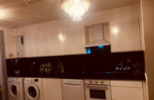 Kennington Casa | London Central 4 bed House with Garden