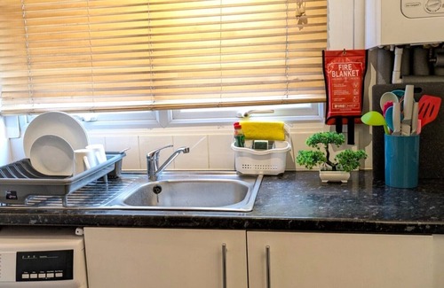 West Hendon Apartamento | London Studio centrally located, minutes from train stations