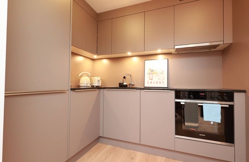 Lucerne Apartamento | London - Stylish 1 bedroom unit at Falkenplatz, Lucerne