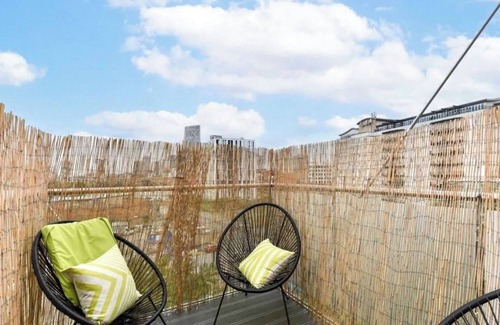 Stratford and New Town Apartamento | LondonAprt/1Bed/Balcony/Gym/Tv/Wifi