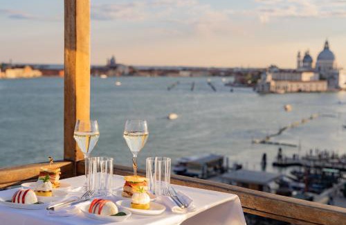 Castello Hotel | Londra Palace Venezia