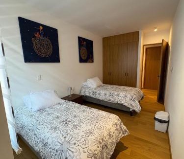 Zona Rosa Apartamento | Londres #187