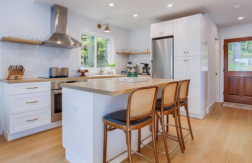 Trumansburg Casa | Lone Retreat Lake House: New Build + Close to Ithaca