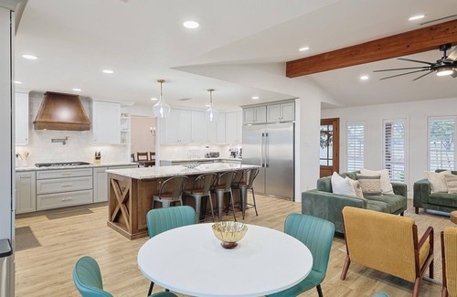 McKinney Casa | Lone Star Getaway - 5BD/3BA w Game Room & Backyard