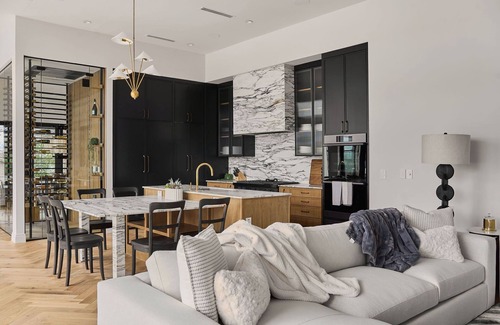 Elmhurst Heights Casa | Lone Star Lookout by Lux Tiny Resorts