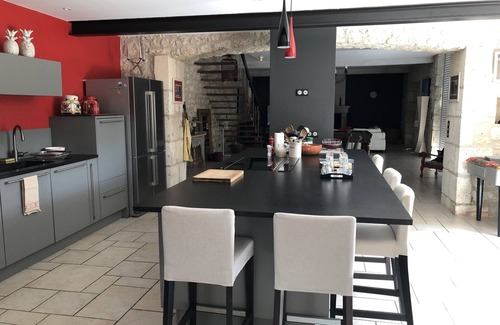 Angouleme Casa | Longère Charentaise Rénovée Avec Piscine, Étang, Grand Parc Boisé