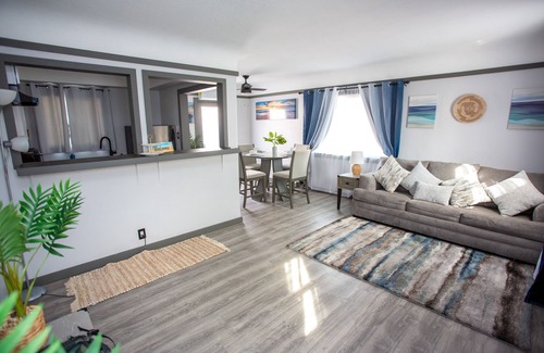 Circle Area Apartamento | Comodidad Moderna en Long Beach