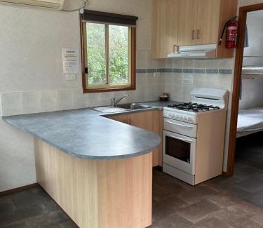 Port Welshpool Otro | Long Jetty Caravan Park