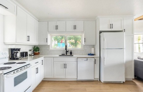 Long Point Cabaña | Long Point - Modern Waterfront Beach House - Just renovated!