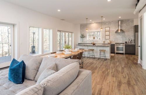 Laurel Park Casa | Long Range Mtn Views Next to Jump Off Rock! Ultra Modern, Very Unique Open Floor