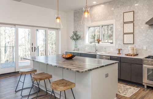 Laurel Park Casa | Long Range Mtn Views Next to Jump Off Rock! Ultra Modern, Very Unique Open Floor