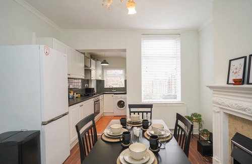 Sheffield Casa | Long Stays: for Contractors, Groups and Temporary Relocation Sheffield City