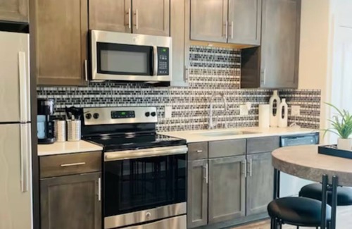 Legacy Park Apartamento | Long Term Stay Peaceful Minimalistic Quiet Retreat