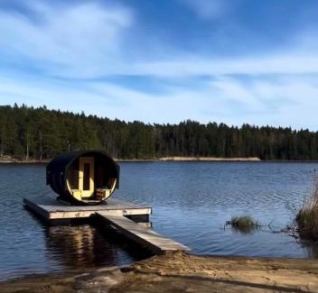 Nykvarn Otro | Long Valley Ranch & Lodge