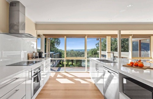 Red Hill Casa | Long View at Red Hill, pool, pet friendly, rural retreat