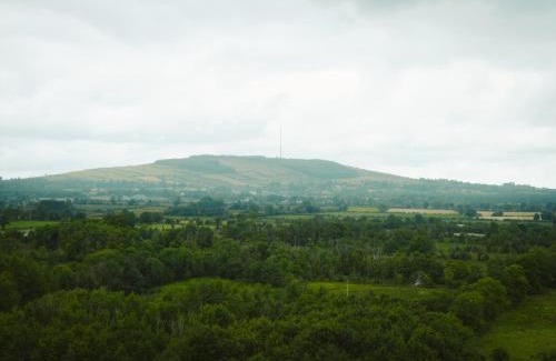 Ennybegs Casa | Longford Holiday Yellow Star Self-Catering Cottage