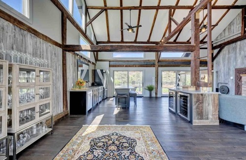 Lakeville Casa | Longpond Farm House and Loft