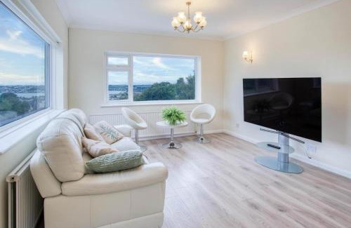 Pembroke Dock Casa | Longview - 4 Bedroom Holiday Home - Pembroke Dock