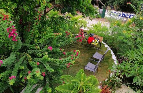 Romblon Island Cama Y Desayuno | Lonos Circle Private Garden