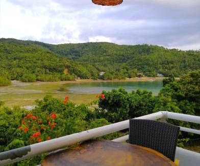 Romblon Island Cama Y Desayuno | Lonos Circle Private Garden