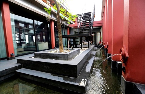 Si Yaek Maha Nak Casa | Loogchoob Homestay