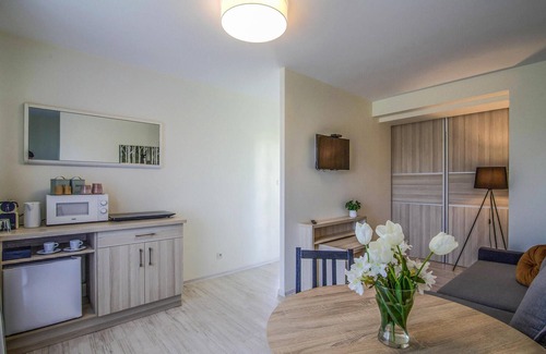 Jastrzebia Gora Apartamento | Look forward to a wonderful family holiday in this inviting holiday home by the sea