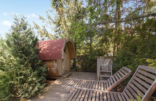 Jastrzebia Gora Apartamento | Look forward to a wonderful family holiday in this inviting holiday home by the sea