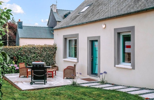 Corlay Casa | Look forward to a wonderful break in this cozy vacation home.