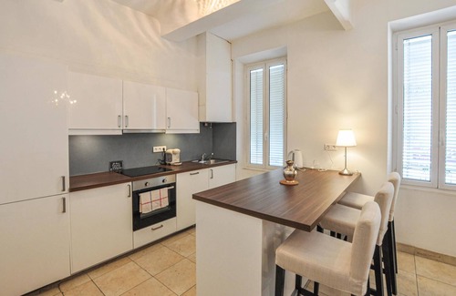 Villecroze Apartamento | Alojamiento de 1 habitaciones en Villecroze