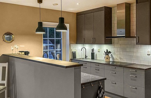 Mariestad Municipality Casa | Look forward to your next fishing vacation on the beautiful island, Torsö