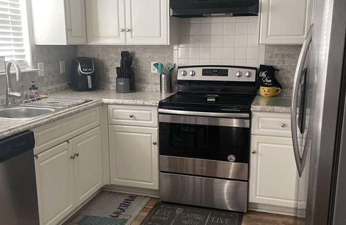 Peach Orchard Casa | Looking for a home to rent during the masters with a 15-25 minute commute.