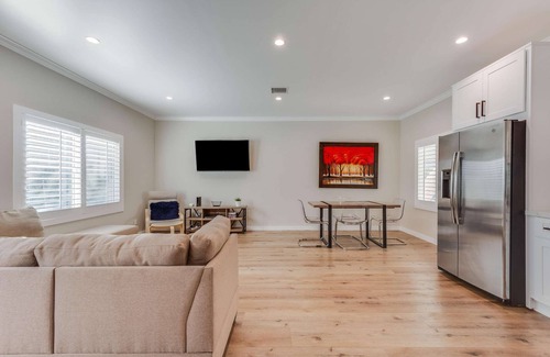 Sherman Oaks Casa | Buscando la perfección? Una casa de ensueño dentro del presupuesto en Sherman Oaks