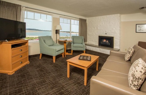 Lincoln City Hotel | Looking Glass Inn