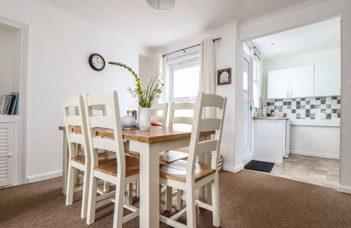 Newlyn Cabaña | LOOKOUT COTTAGE, pet friendly, country holiday cottage in Newlyn