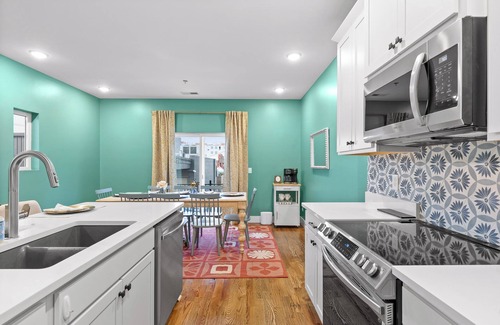 Chattanooga Casa | Lookout Getaway: Luxury 4 Bedroom, Rooftop Deck