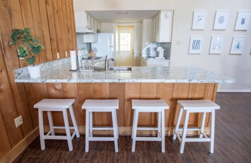 April Sound Casa | Lookout Lake Conroe April Sound Private Backyard with hot tub