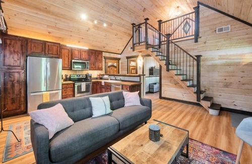 Rising Fawn Casa | Lookout Lodge