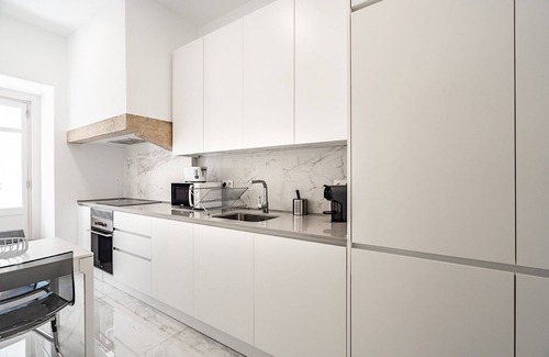 Penha de Franca Apartamento | Loomi Apartment, Wifi, Lisbon !New!